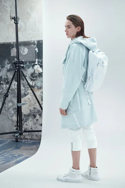 Look 13